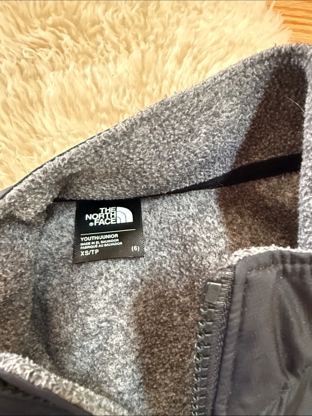 The North Face Kids' Gray and Black Half-Zip Fleece Pullover - Picture 2 of 4